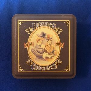 Hershey’s Chocolate Tin- vintage Edition 4, great condition, 6” x 6” x 3”